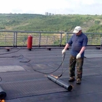 Устраним течь над квартирой и гаражом,  ремонт козырьков и балконов.