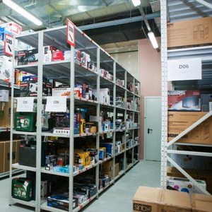 Работа на складе электроники в Праге. Работа в Чехии