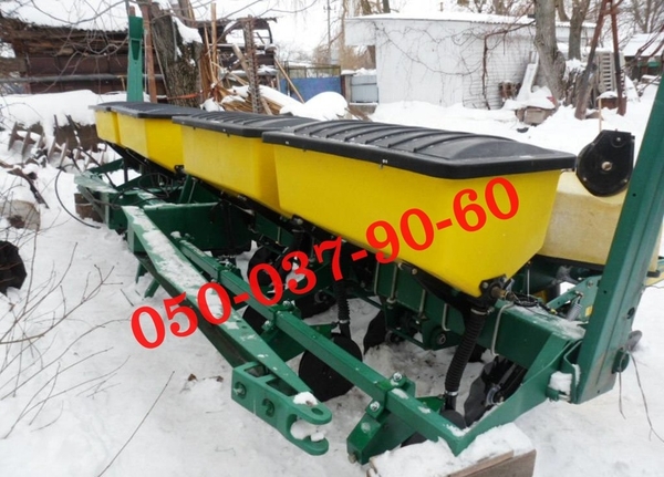 Сеялка механическая John Deere 7000 с сухими удоб. новыми (полный )