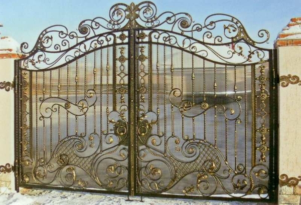 Металлические ворота,  металлические вороты,  ворота распашные металличе 3