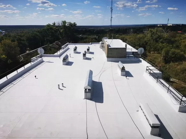 Предоставляем профессиональные услуги ремонта кровли