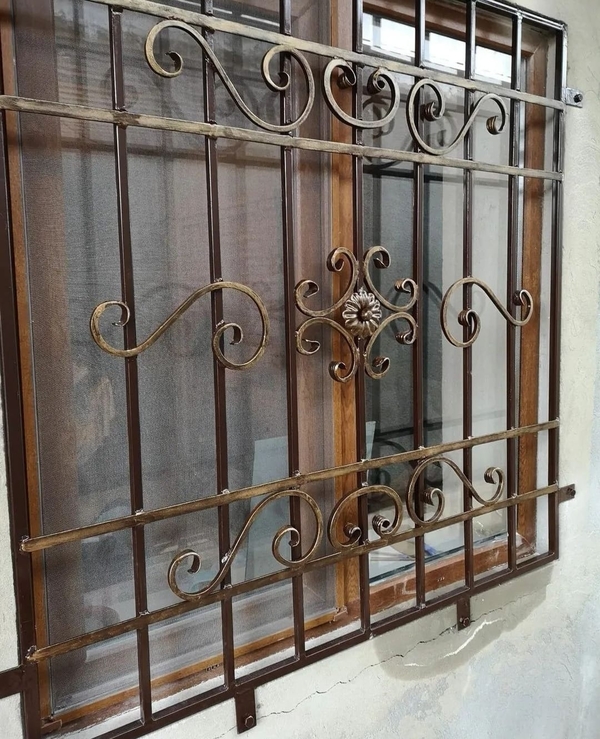 Решетки на окна и двери изготовить Кривой Рог 8